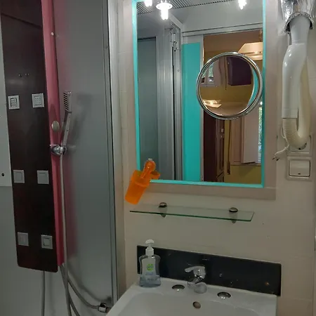 Konukevi Faria Guimares Centro Porto