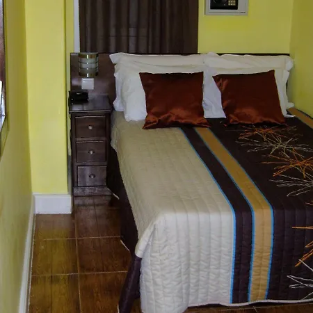 Konukevi Faria Guimares Centro