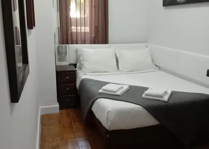 Faria Guimares Centro 게스트하우스 3*