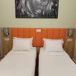 Faria Guimares Centro 3*