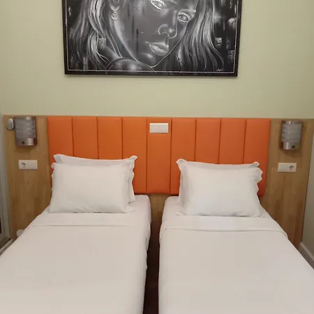 Faria Guimares Centro - Rooms&cosy 3*