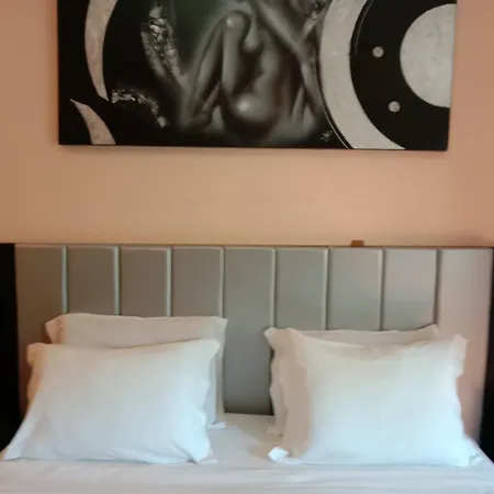Affittacamere Faria Guimares Centro - Rooms&cosy 3*