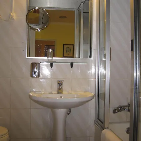 Affittacamere Faria Guimares Centro - Rooms&cosy Oporto