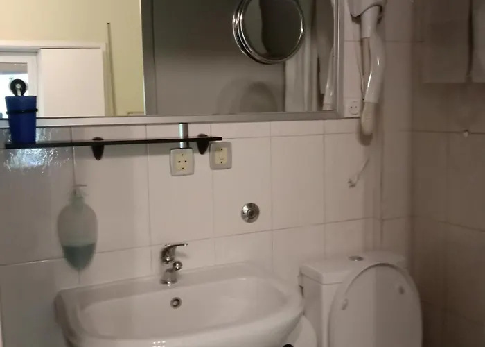 Faria Guimares Centro Πανσιόν