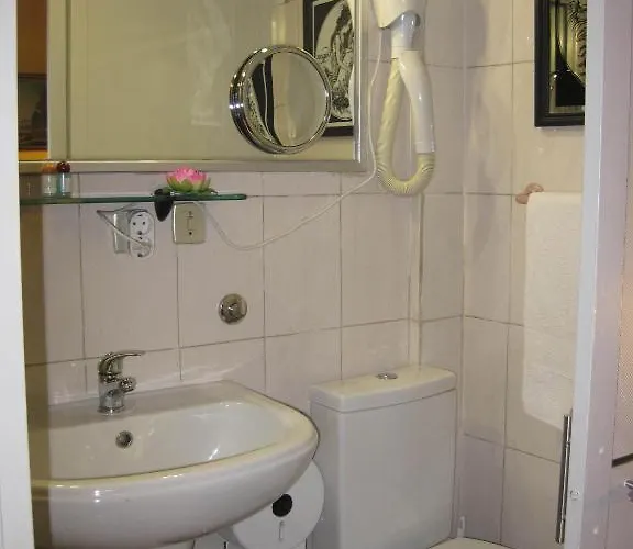 Faria Guimares Centro Guest house Porto