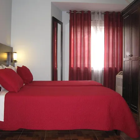 招待所 Faria Guimares Centro 3*
